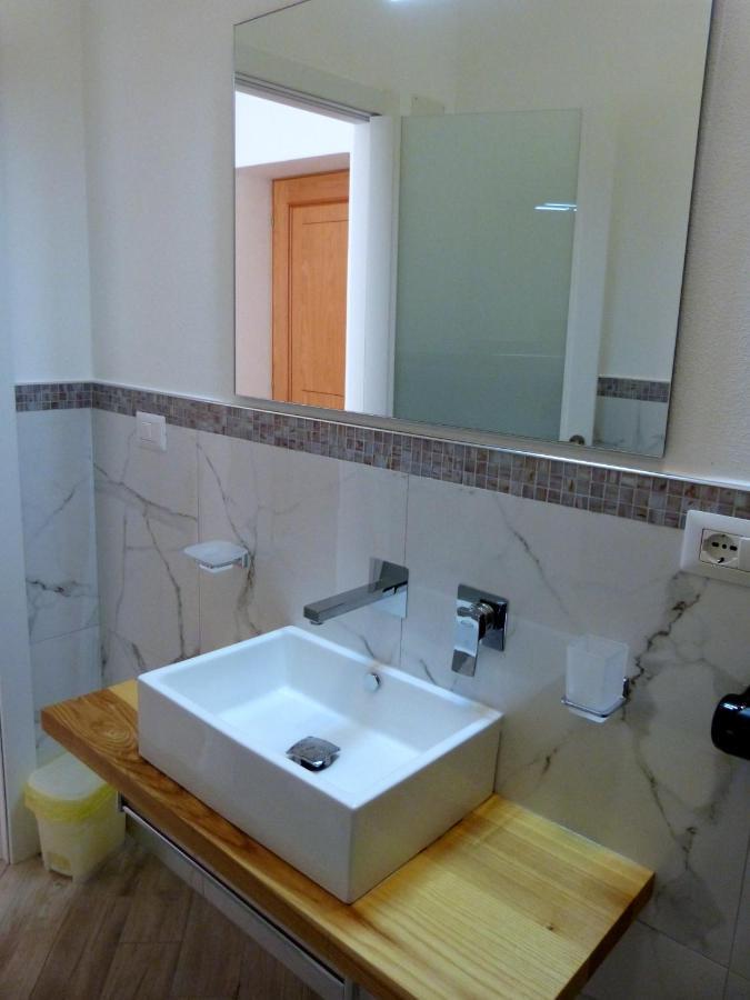 Clelia'S Boutique Rooms & Suites La Maddalena  Eksteriør billede